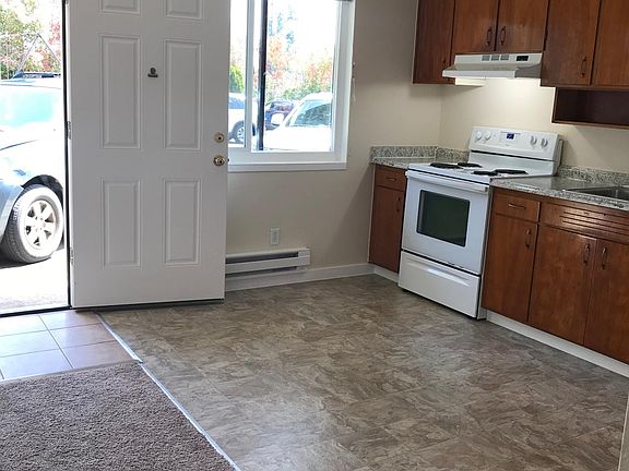 3rd image of 21323 80th Ave W #18