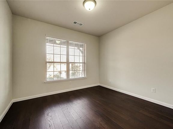 5th image of 5912 Shiner Dr