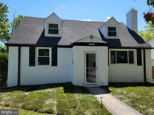 8825 Lanier Dr, Silver Spring, MD 20910