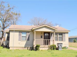 219 Alexander St, Lancaster, TX 75146