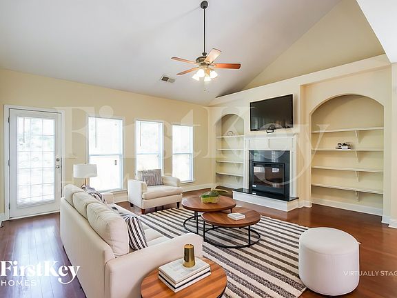 5th image of 136 Janney Cir