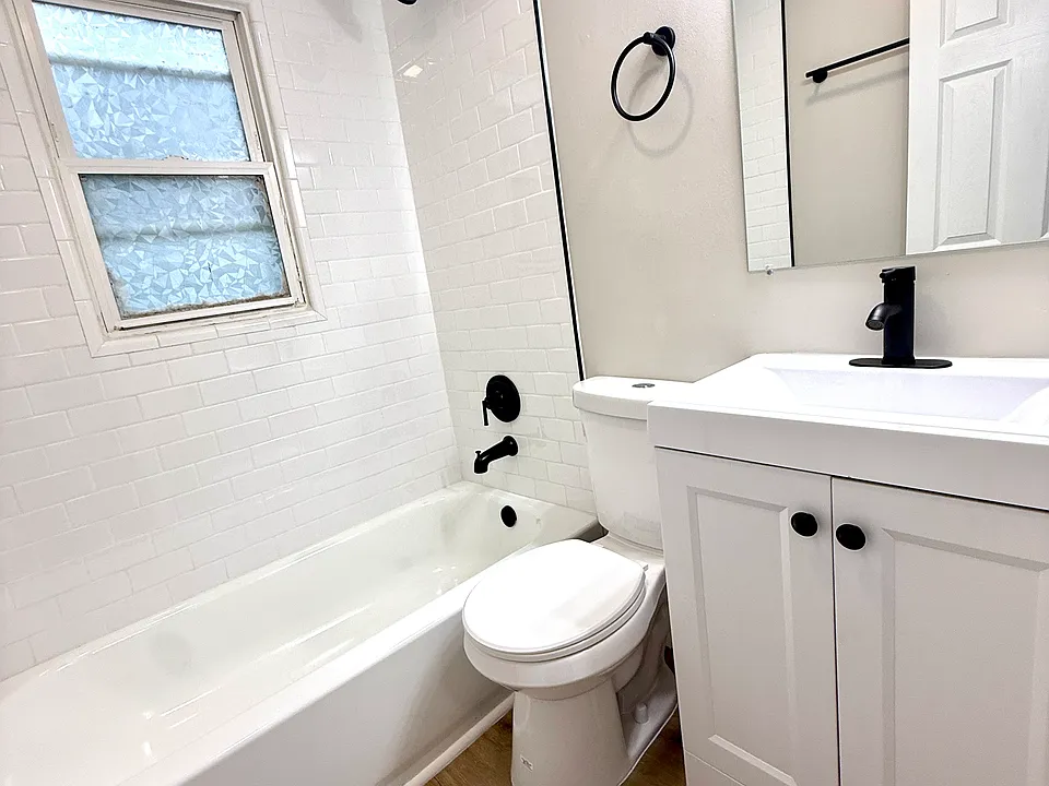 4640 Waymire Ave