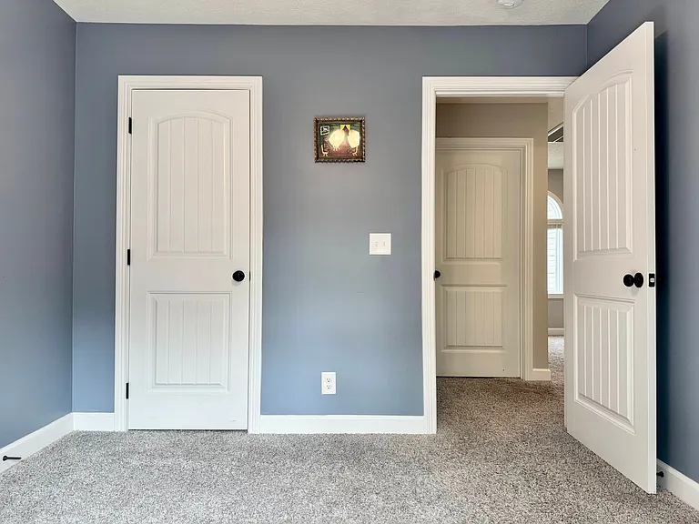 1057 Brightwood Ct — Photo 35