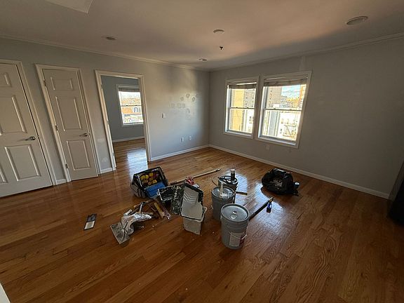 5th image of 115 42nd St #41E