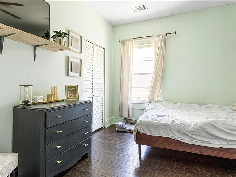 820 Elbert St SW #820 — Photo 3