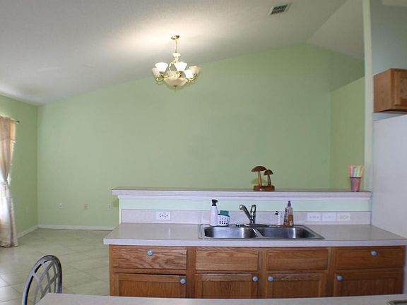5th image of 925 NW Bayshore Blvd