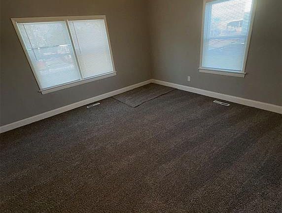3rd image of 404 S 23rd St