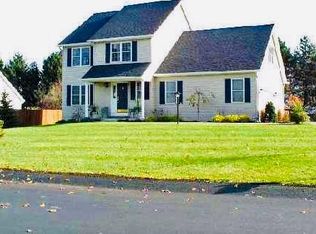 25 Rustyville Rd, Loudonville, NY 12211