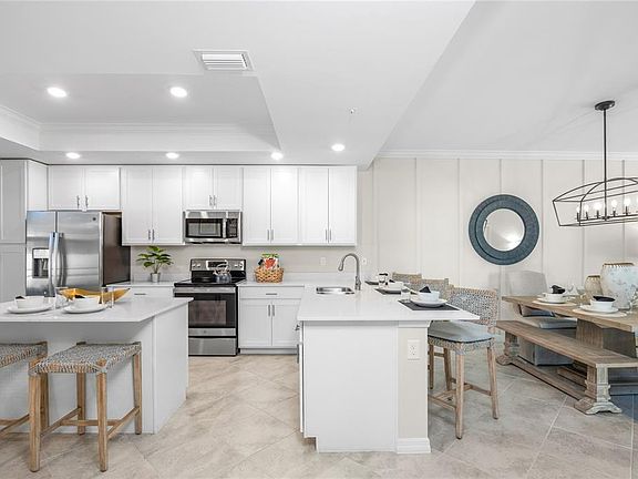 5th image of 19007 Scallop Loop #201