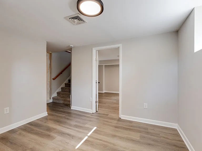 2313 Sunset Pl — Photo 12
