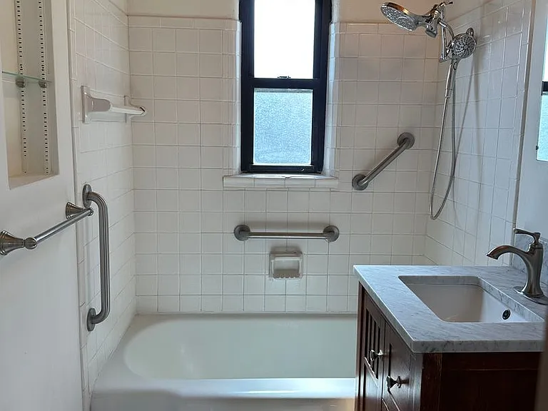 1361 Santa Rosa Dr — Photo 15