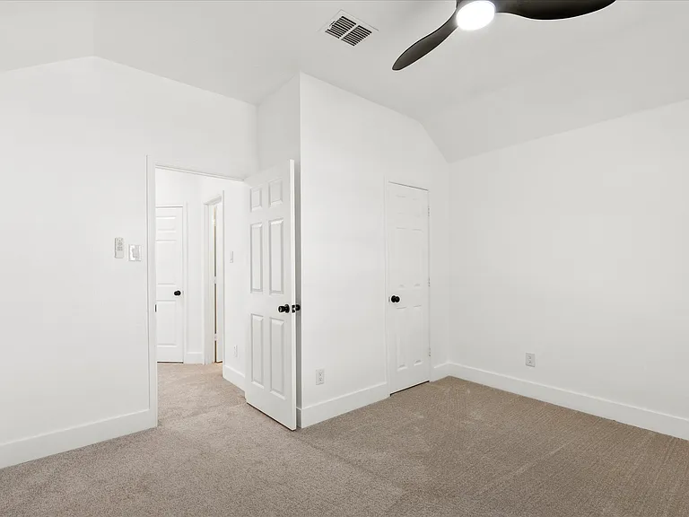 3309 Grantham Dr — Photo 25