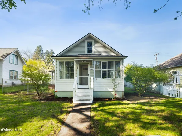 1019 E Lakeside Ave, Coeur D Alene, ID 83814
