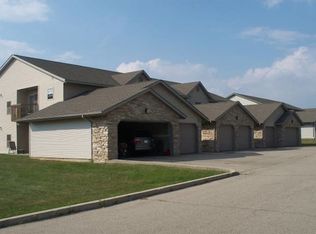 5204 Paulson Ct APT 2, Mc Farland, WI 53558