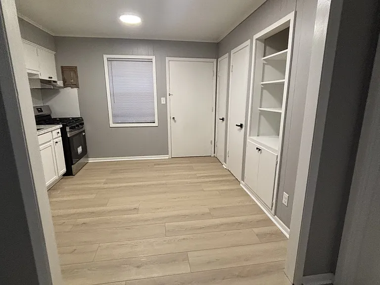 822 Main St #13W — Photo 11
