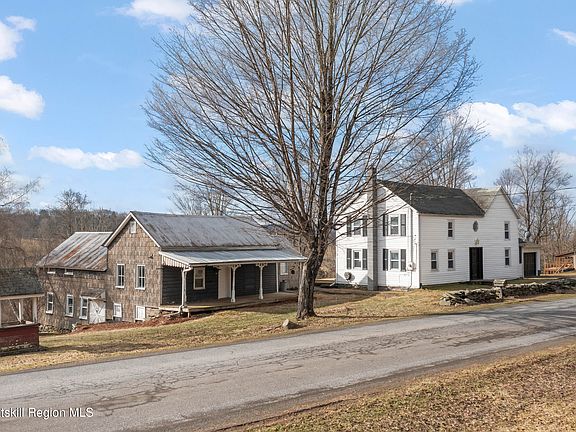 5th image of 700 Mettacahonts Road