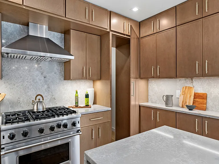10 William Way — Photo 19
