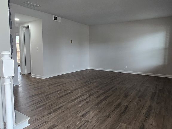 4th image of 4000 Anderson Rd APT 68