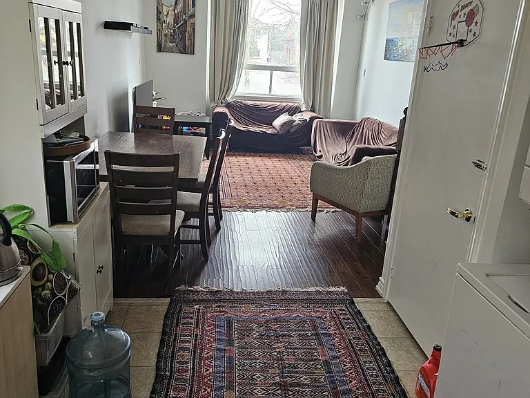 3242 Lawrence Ave E — Photo 17