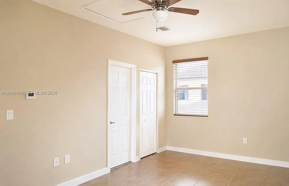 Kendall Commons Residenti — Photo 3