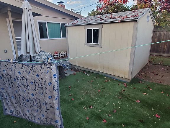 3rd image of 1564 Albatross Dr APT 2