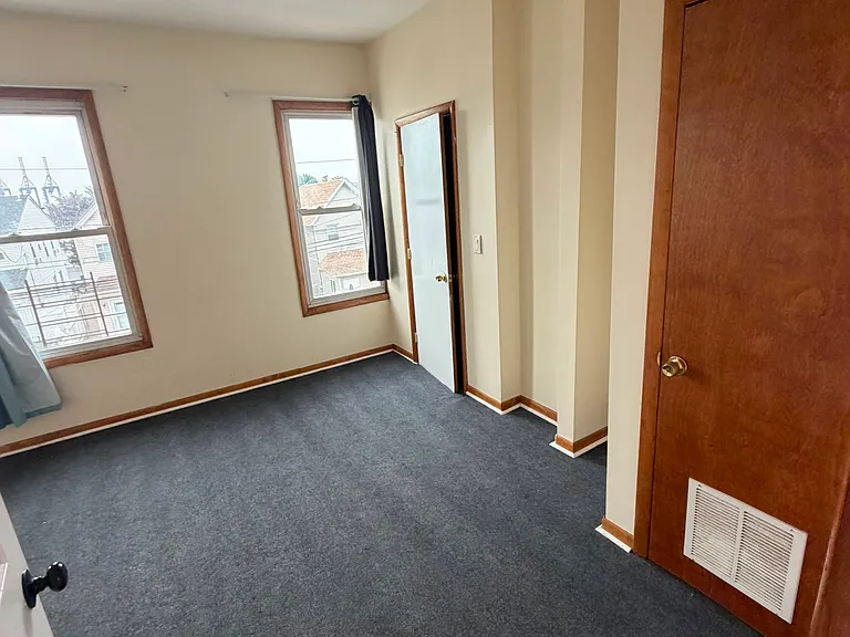 41 Delaware St #1 — Photo 6