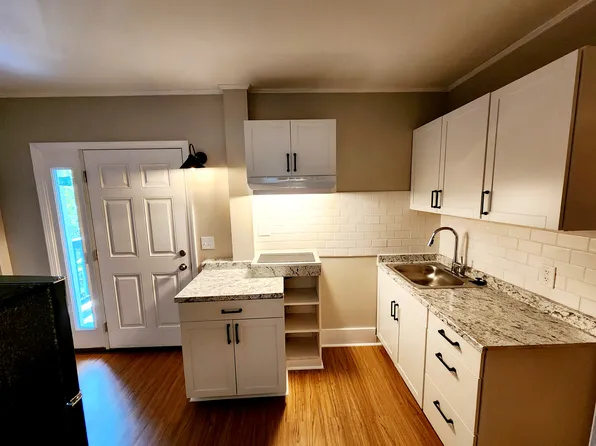 (undisclosed Address), Smyrna, GA 30080