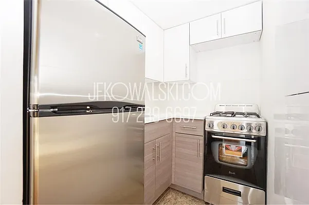 Rented by R New York | media 14