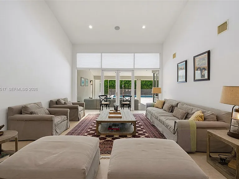 14601 Pompano Dr — Photo 3