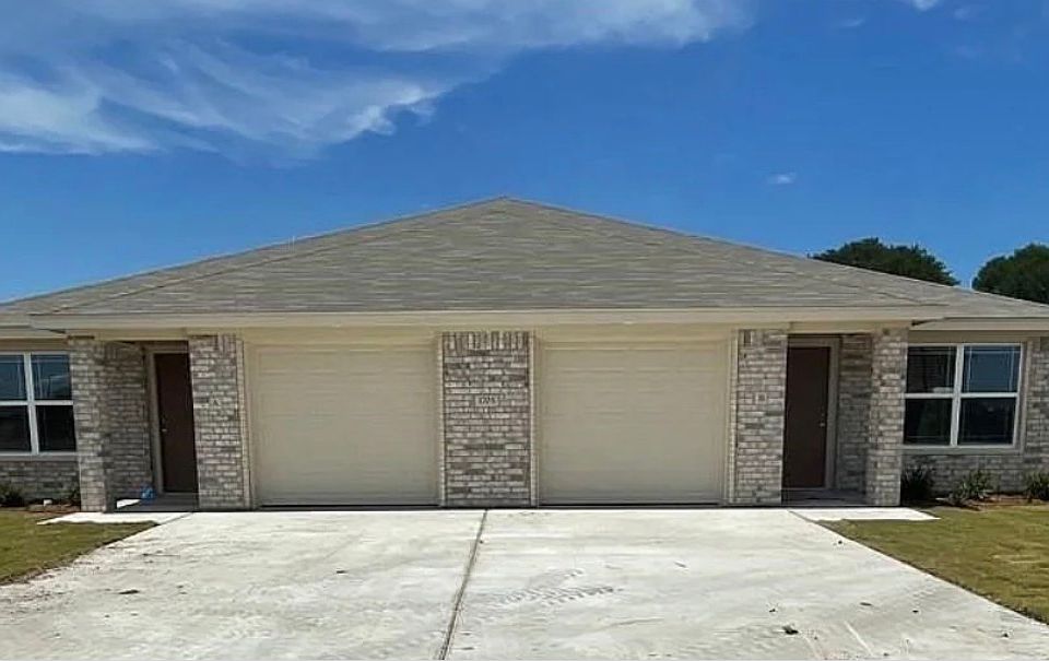 1st image of 1705 Castroville Trl