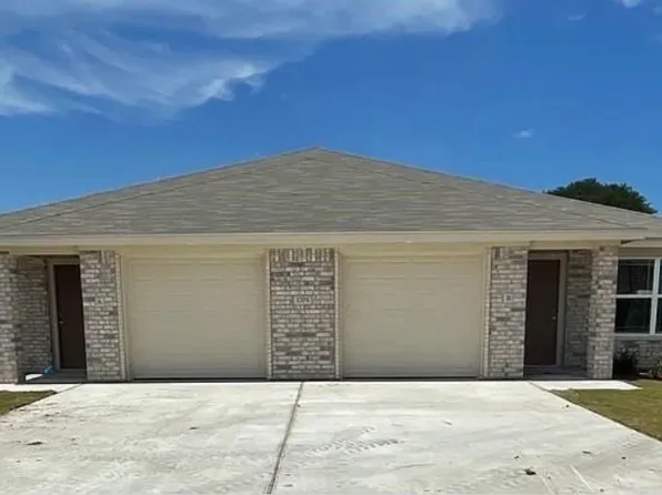 1705 Castroville Trl, Copperas Cove, TX 76522