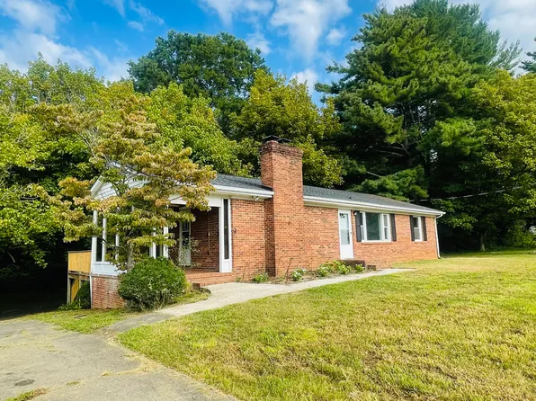 3500 Hartford St, Winston Salem, NC 27106
