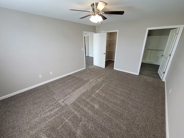 100 Whispering Meadows Dr — Photo 20