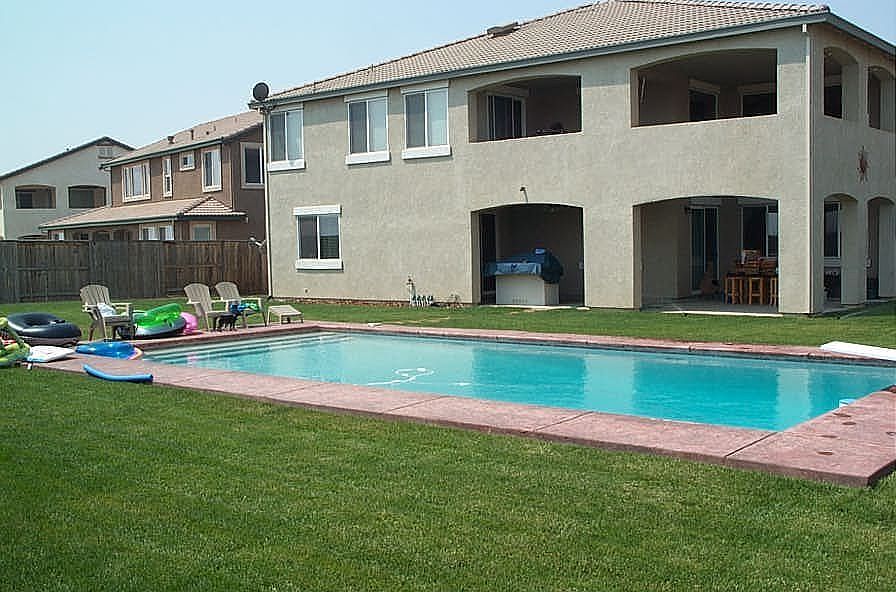 2nd image of 15160 Torrey Pines Cir
