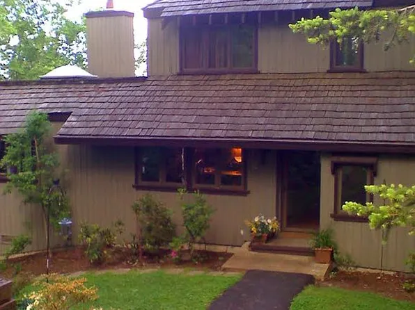 47 Grove Hill Rd, Kingsport, TN 37660