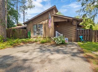 618 Mosswood Ln, Fayetteville, NC 28311
