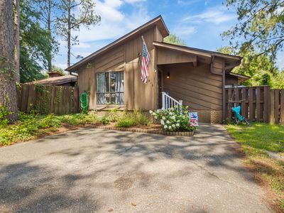 618 Mosswood Ln, Fayetteville, NC, 28311