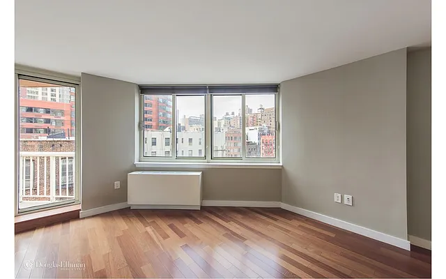 Rented by Douglas Elliman | media 15