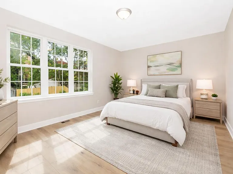 206 Broadway St #2 — Photo 3