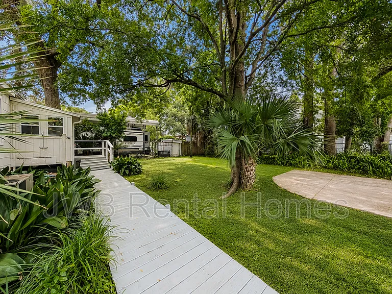 1619 Challen Ave — Photo 13