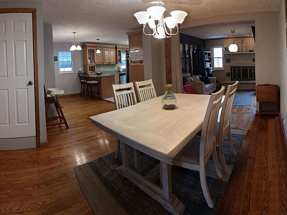 5th image of 30 Edgewood Park Dr