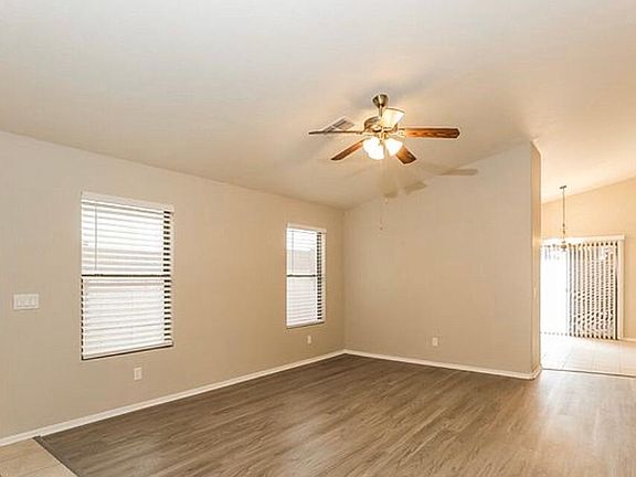3rd image of 111 S Parkwood Cir #1