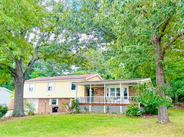 8626 Camp Columbus Rd, Hixson, TN 37343