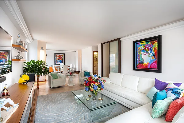 Sold by Berkshire Hathaway HomeServices New York Properties | media 4