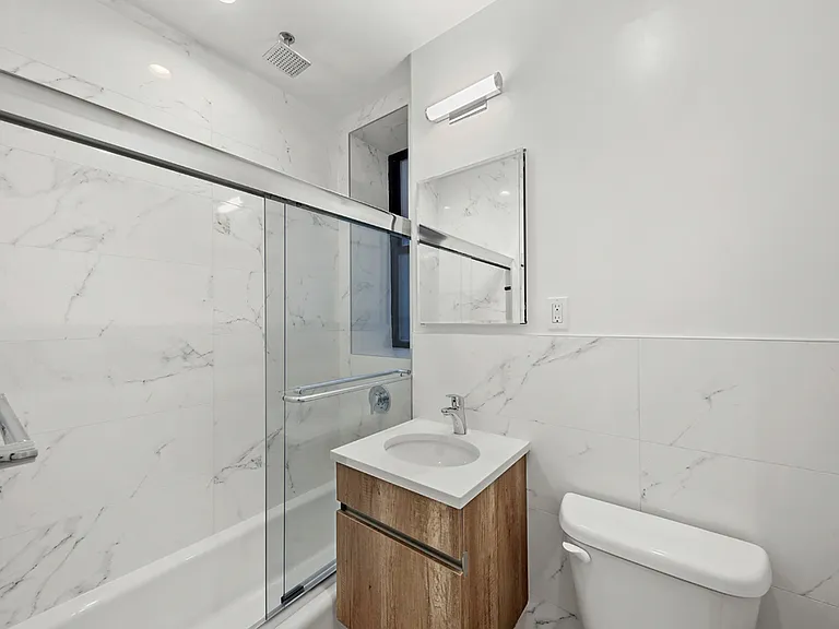 628 W 151st St #1J — Photo 4