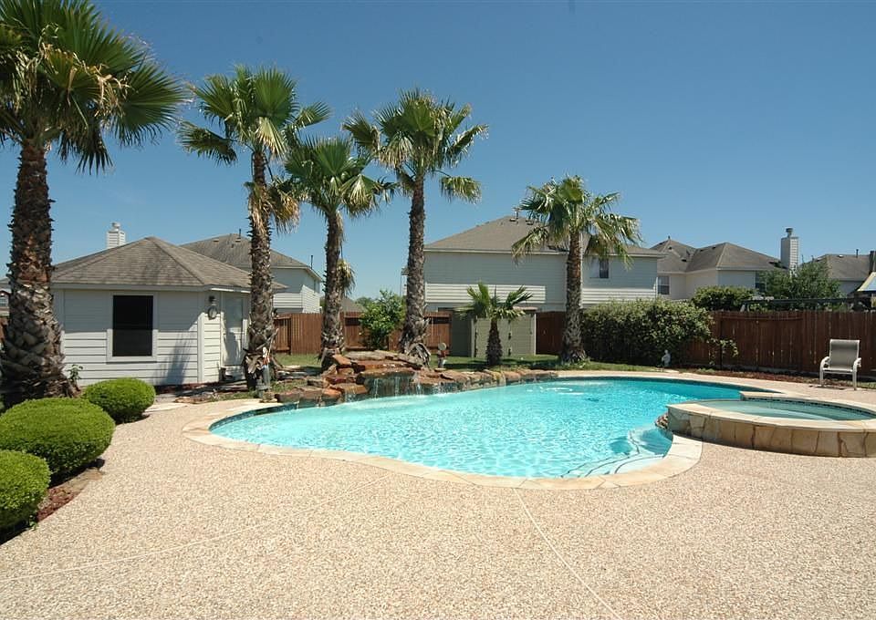 1st image of 1901 Vineyard Hill Ct