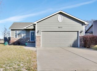 2652 E Fairchild St, Wichita, KS 67219