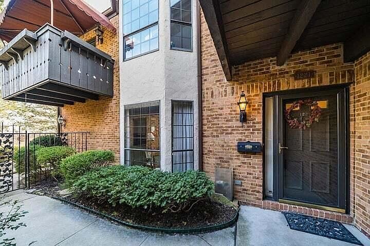 1st image of 1221 Fountaine Dr