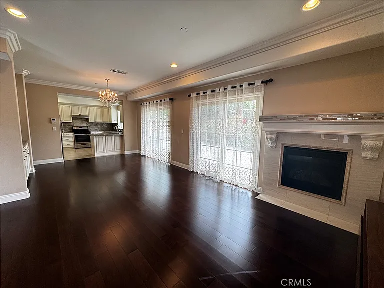 330 S Alhambra Ave — Photo 2