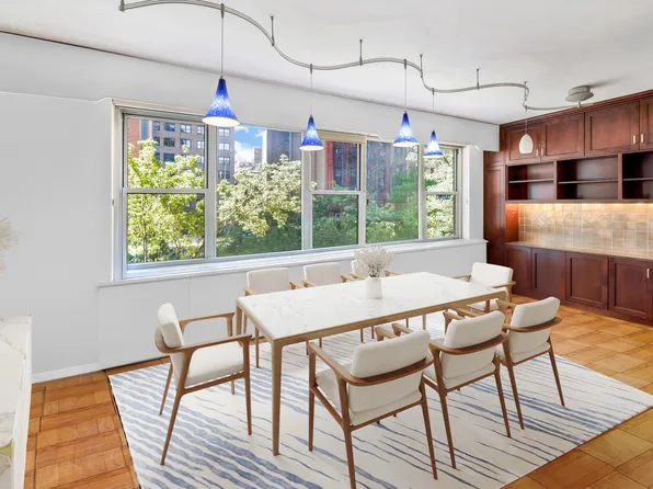 80 East End Avenue image 3 of 15